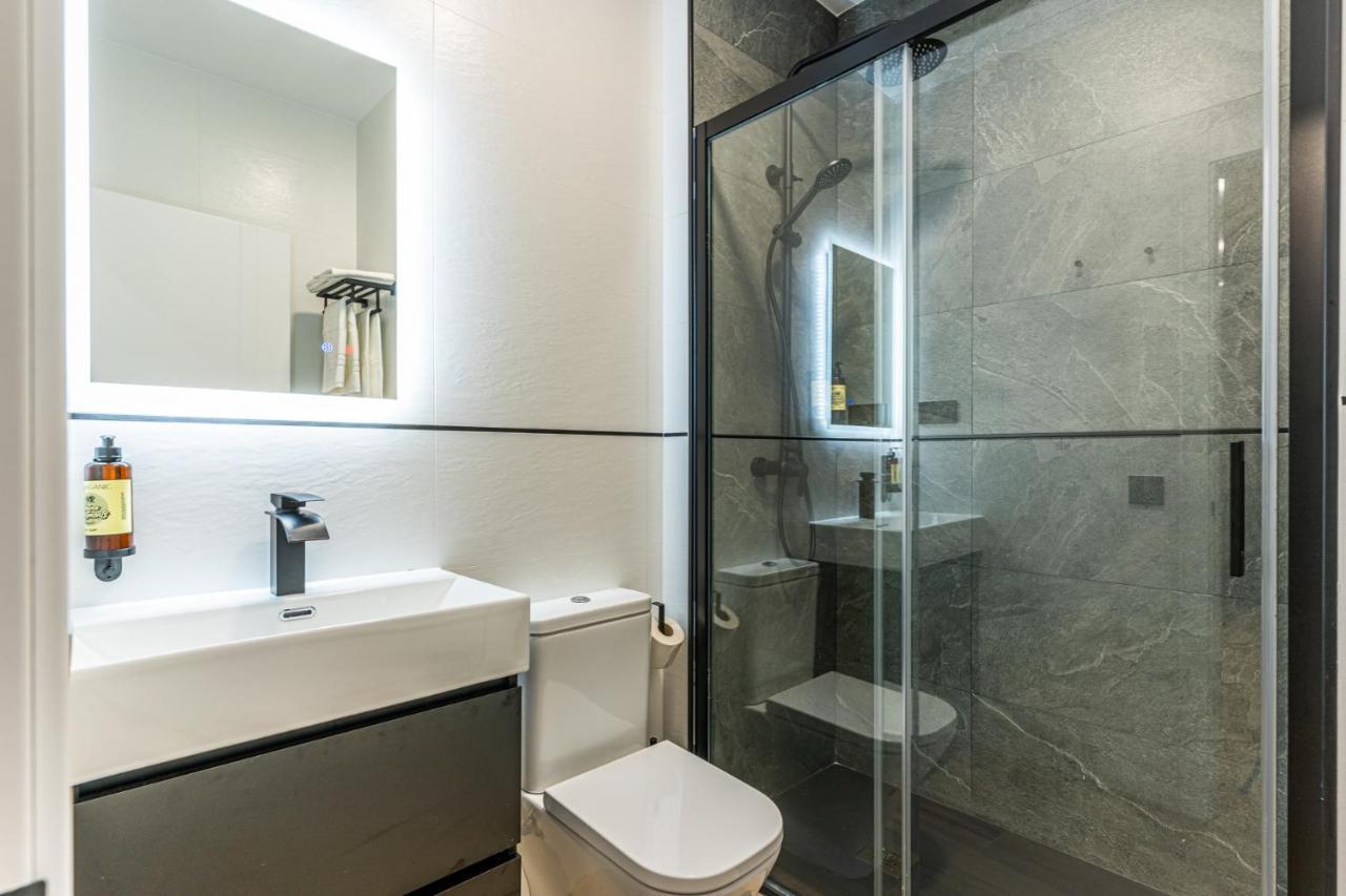 Vr Latina Apartments 马德里 外观 照片