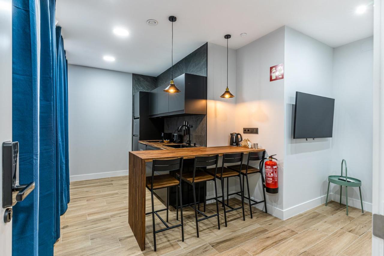 Vr Latina Apartments 马德里 外观 照片