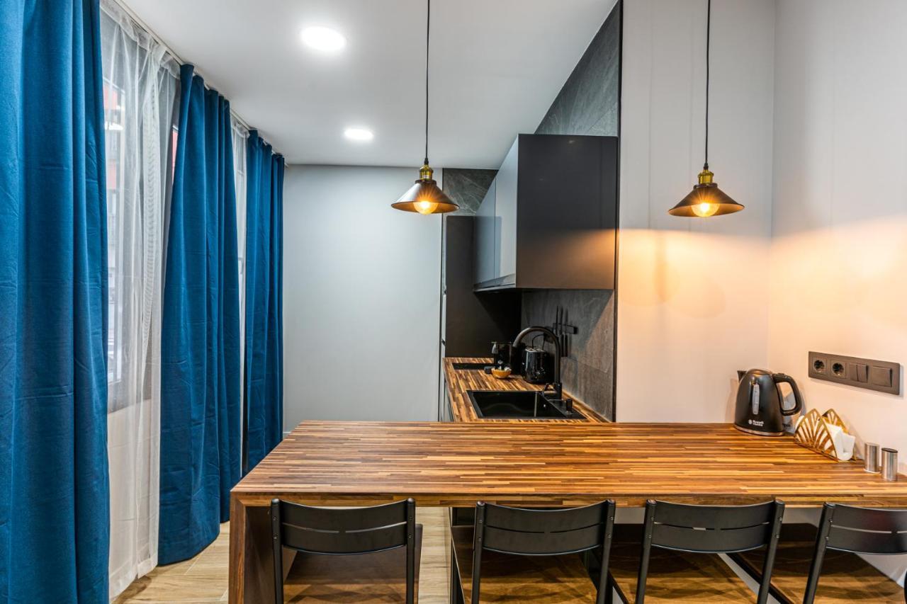 Vr Latina Apartments 马德里 外观 照片